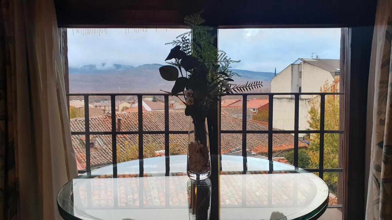 El Rincon De Rascafria Hotel ภายนอก รูปภาพ