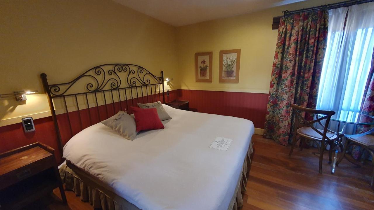 El Rincon De Rascafria Hotel ภายนอก รูปภาพ