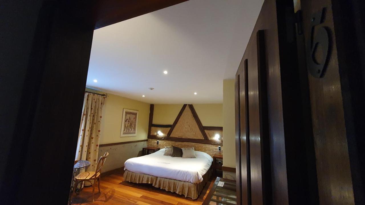 El Rincon De Rascafria Hotel ภายนอก รูปภาพ