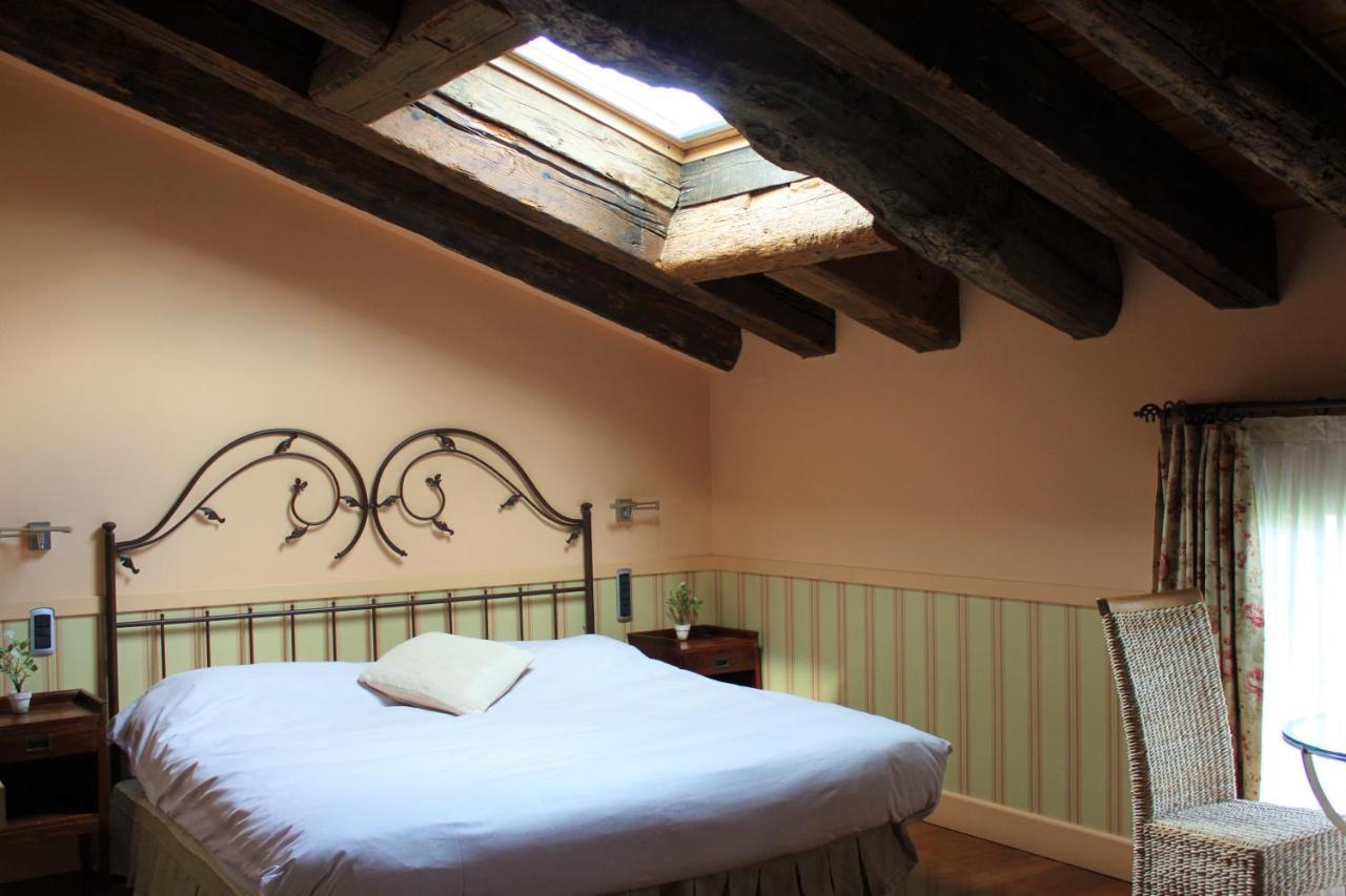 El Rincon De Rascafria Hotel ภายนอก รูปภาพ
