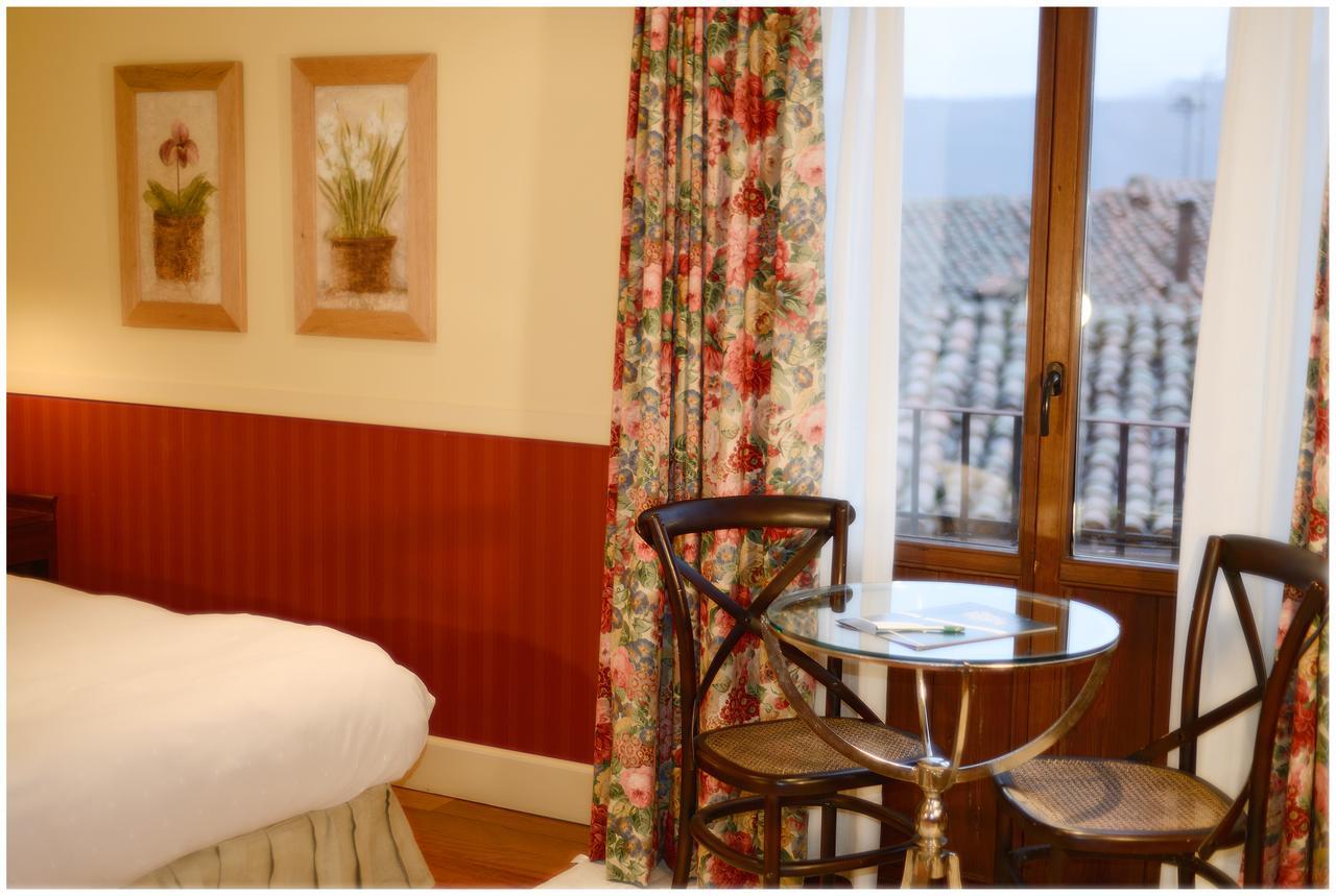 El Rincon De Rascafria Hotel ภายนอก รูปภาพ